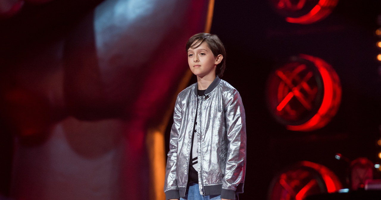 Pamiętany z drugiej edycji "The Voice Kids" i preselekcji do Eurowizji Junior Stasiek Kukulski zaprezentował swoją propozycję do eliminacji do tegorocznej Eurowizji. Kim jest nastoletni wokalista?