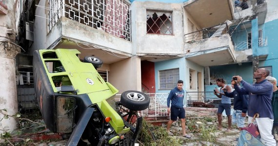 Trzy osoby poniosły śmierć, a 172 zostały ranne w wyniku tornada, które w nocy z niedzieli na poniedziałek nawiedziło zachodnią Kubę, w tym stołeczną Hawanę - poinformował prezydent Kuby Miguel Diaz-Canel.