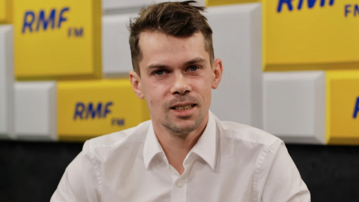 "Naszym celem jest stworzenie organizacji dużo silniejszej niż partia polityczna, chcemy wywierać wpływ na odpowiednie decyzje podejmowane przez polityków, obojętnie jakie opcje ci politycy prezentują" - mówił w Popołudniowej rozmowie w RMF FM Michał Kołodziejczak. Lider AGROunii zapewniał Marcina Zaborskiego, że AGROunia nie będzie samodzielnie startować ani w eurowyborach, ani w wyborach parlamentarnych. "Mamy liczne propozycje, ale z nich nie korzystamy, dzisiaj możemy wystawić kilka 'jedynek' do europarlamentu z różnych partii politycznych. Dla nas dużo ważniejsze jest rozmawianie z tymi partiami, wywieranie wpływu na to, jakie decyzje mają podejmować, niż danie im kilku ludzi, którzy w pojedynkę i tak nie będą mogli mieć wpływu, a wtedy stracimy najlepsze osoby. Mówimy stanowcze "nie", odcinamy się od partii politycznych, chcemy rozmawiać z każdą partią polityczną, choć widzimy, że jest to ogromny problem" - deklaruje Kołodziejczak. 