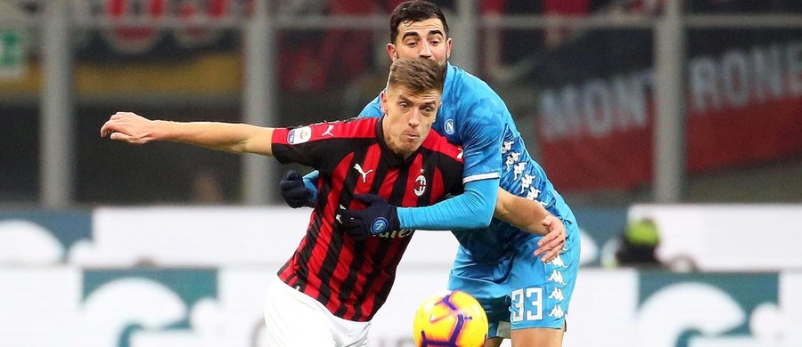 Wieczorem piłkarze AC Milanu znów zagrają na San Siro z ekipą Napoli. Tym razem stawką meczu nie będą punkty w Serie A, ale walka w ćwierćfinałowym pojedynku Pucharu Włoch. Kolejne spotkania tej fazy rozgrywek zostaną rozegrane w środę i czwartek. Wieczorem szansę debiutu w wyjściowym składzie Milanu powinien dostać Krzysztof Piątek.