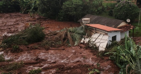 "Prawie 4000 tam w Brazylii, czyli około jednej piątej wszystkich znajdujących się w tym kraju, jest w takim stanie, że istnieje wysokie ryzyko bądź potencjalne ryzyko katastrofy" - oświadczył we wtorek brazylijski minister rozwoju regionalnego Gustavo Canuto.