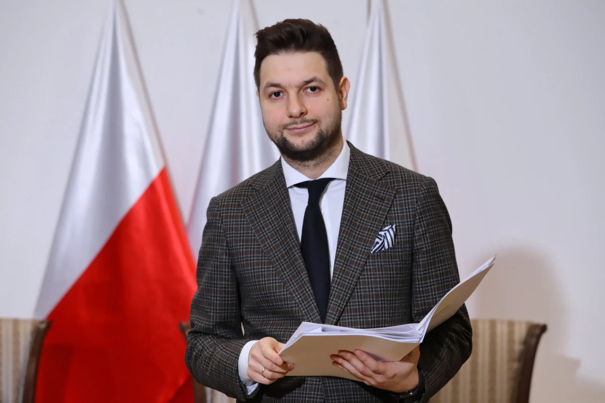 "Inwestycja Srebrnej była blokowana przez władze Warszawy ze względów politycznych; dlatego, że jest kojarzona z określoną partią" - powiedział w środę wiceszef Ministerstwa Sprawiedliwości, były kandydat Zjednoczonej Prawicy na prezydenta Warszawy Patryk Jaki.