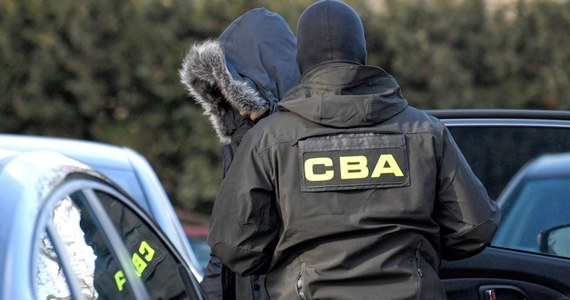 Agenci szczecińskiej delegatury CBA zatrzymali 3 osoby zamieszane w korupcję. Wśród zatrzymanych jest podkarpacki przedsiębiorca i dwóch pracowników Grupy Azoty Zakłady Chemiczne Police S.A.
