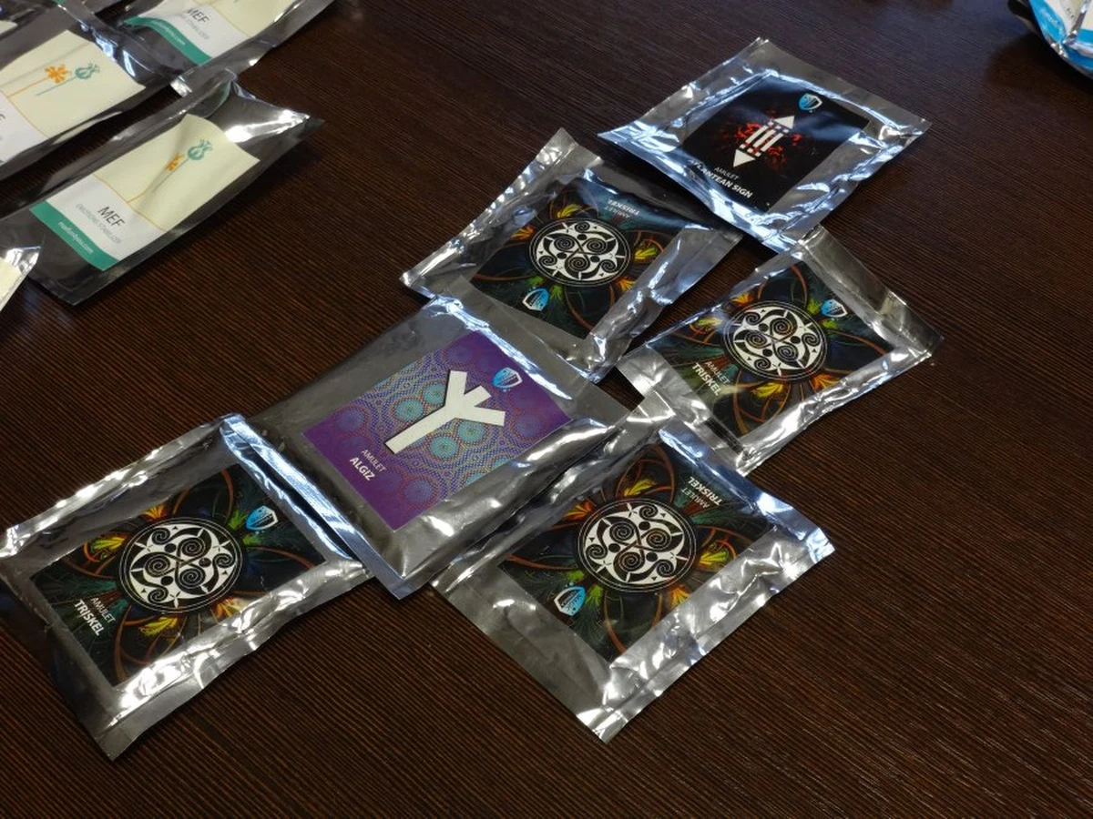 Śląski wydział zamiejscowy Prokuratury Krajowej przejął śledztwo w sprawie śmierci trzech osób w Mikołowie, które zmarły w Święta Bożego Narodzenia prawdopodobnie na skutek zatrucia dopalaczami; kilka innych trafiło do szpitali. W związku z tą sprawą aresztowano trzy osoby.