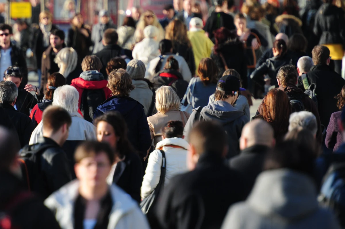 Ostatnie akcje zbierania pieniędzy to coś więcej niż tylko chęć wsparcia samego ECS czy celu charytatywnego. To też wyraz buntu, niezadowolenia. Mnożą się już żarty o tym, że skoro społeczeństwo ma za dużo pieniędzy, to czas podnosić podatki. Wydaje mi się jednak, że rządzącym coraz mniej jest do śmiechu. I słusznie.