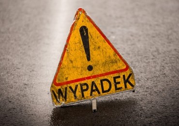Tragiczny wypadek w Łódzkiem. Dwie osoby zginęły, a pięć zostało rannych