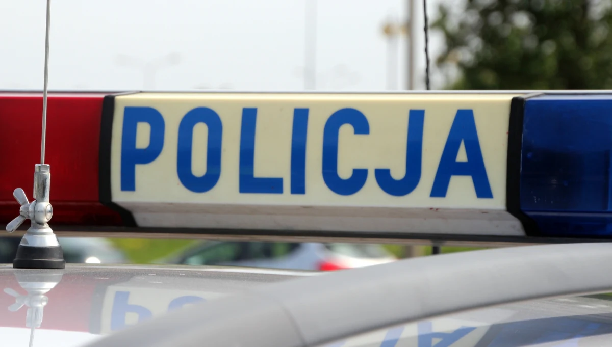 70-letnia kobieta została zaatakowana nożem w jednym z marketów w podpoznańskiej Mosinie. Sprawca został zatrzymany. Okoliczności zdarzenia wyjaśnia policja.