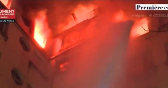 Co najmniej osiem osób zginęło w pożarze,  jaki wybuchł w nocy z poniedziałku na wtorek w jednym z budynków w zachodniej części Paryża - poinformowała agencja AFP, powołując się na strażaków.