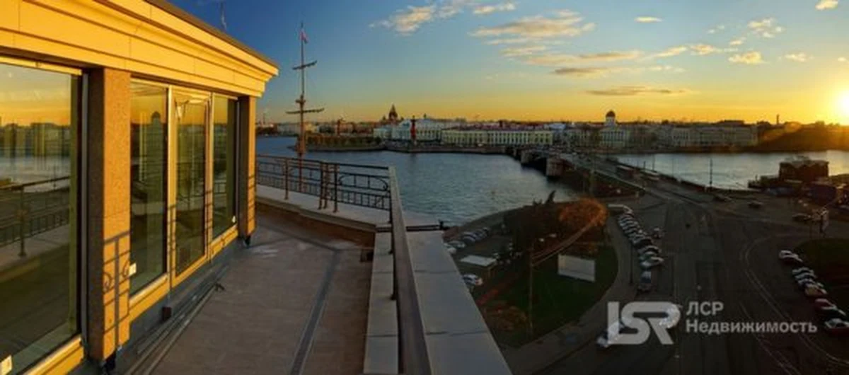 Ludzie Putina nie mogą narzekać na warunki mieszkaniowe. Wydawało się, że największym metrażem nieruchomości może się pochwalić Igor Sieczin, tymczasem dotychczasowego lidera przebił Aleksiej Miller, który w Sankt Petersburgu posiada mieszkania o łącznej powierzchni ok. 2000 metrów kwadratowych.