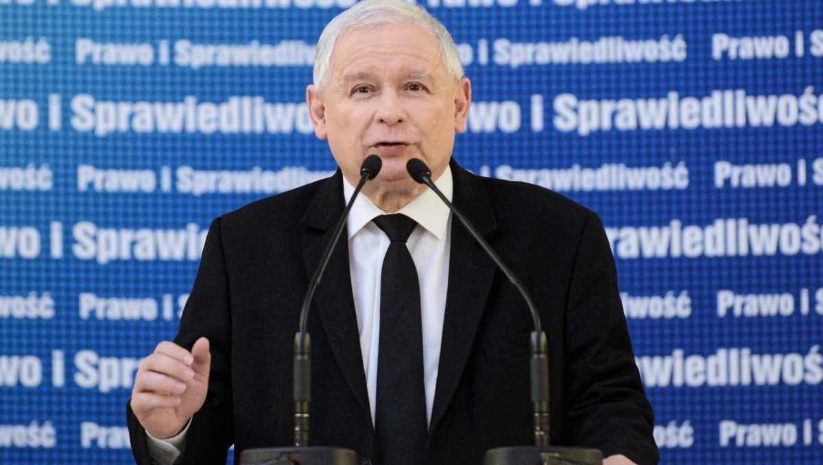 "Gazeta Wyborcza" ujawniła jedną z czterech faktur, które austriacki biznesmen Gerald Birgfellner (jako prezes Nuneatonu) wystawił spółce Srebrna. Żąda 1 mln 580 tys. zł za wykonaną pracę. Wszystkie faktury są w prokuraturze.