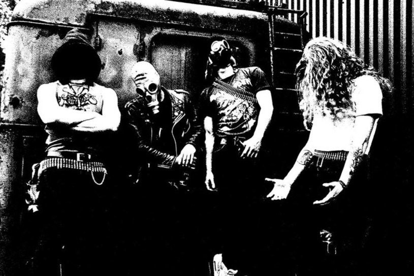 Punkowo-blackmetalowa grupa Truchło Strzygi szykuje się do premiery nowego materiału. 