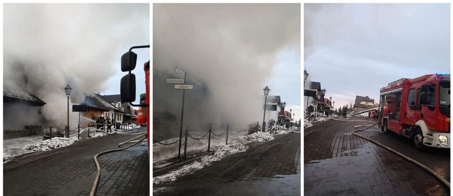 Pożar w zabytkowym centrum Lanckorony w Małopolsce. Pali się tam sklep znajdujący się przy rynku - zaalarmowaliście nas na Gorącą Linię RMF FM. Ogień został opanowany.