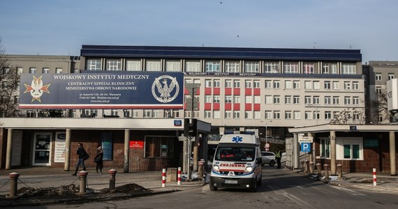 ​Śledztwo w sprawie zabójstwa wszczęła praska prokuratura w związku z porzuceniem na terenie szpitala przy Szaserów w Warszawie ciała mężczyzny - dowiedział się reporter RMF FM. Znamy więcej szczegółów dotyczących tego tajemniczego zgonu.