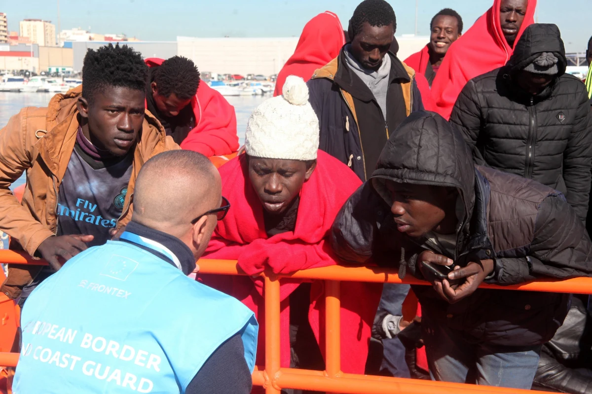 Od 1 stycznia do Włoch przypłynęło łącznie 202 imigrantów. To o ponad 95% mniej, niż w analogicznym okresie ubiegłego roku, kiedy to do brzegów Italii przybiło ponad 4700 osób. 