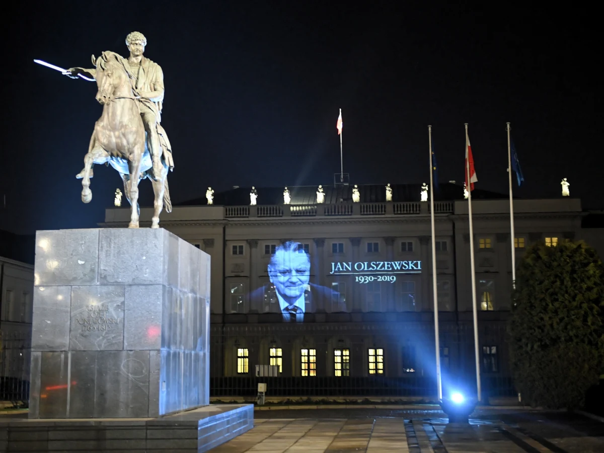 Pogrzeb Jana Olszewskiego odbędzie się w sobotę. Informację taką przekazał marszałek Sejmu Marek Kuchciński.