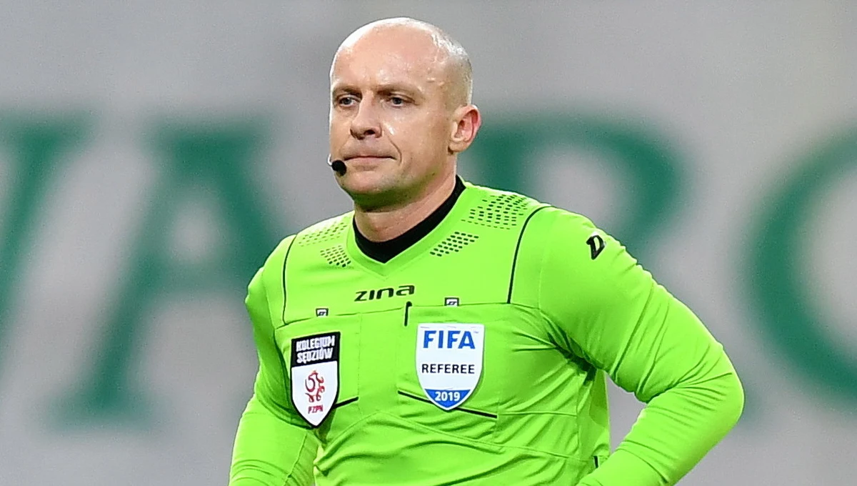 Szymon Marciniak został wyznaczony przez UEFA do sędziowania środowego meczu 1/8 finału Ligi Mistrzów pomiędzy Ajaksem Amsterdam a Realem Madryt.