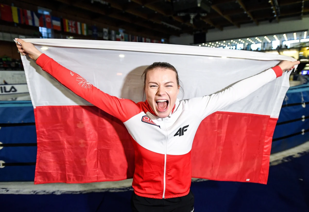 Po zdobyciu mistrzostwa Europy i wygraniu klasyfikacji generalnej Pucharu Świata w short tracku Natalia Maliszewska nie zamierza spoczywać na laurach. „Główny cel sezonu jeszcze przede mną - mistrzostwa świata w Sofii” – powiedziała łyżwiarka Juvenii Białystok.