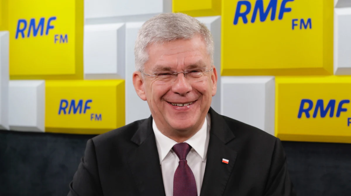 „To jest pokłosie tego, co się stało w 1992 roku. Gdybyśmy mieli lustrację przeprowadzoną, to mielibyśmy wiele za sobą” – tak o dawnej współpracy prezesa Narodowego Funduszu Ochrony Środowiska Kazimierza Kujdy ze Służbą Bezpieczeństwa mówił w Porannej rozmowie w RMF FM marszałek Senatu Stanisław Karczewski. „Byłem, jestem i zostanę zwolennikiem lustracji. Uważam, że ona powinna być przeprowadzona dogłębnie we wszystkich środowiskach, również w środowisku kościelnym, środowisku nauczycieli akademickich. Jeśli byłaby dokonana, to nie mielibyśmy tej sytuacji” – dodał. „W naszym środowisku nie ma świętych krów” – podkreślił.