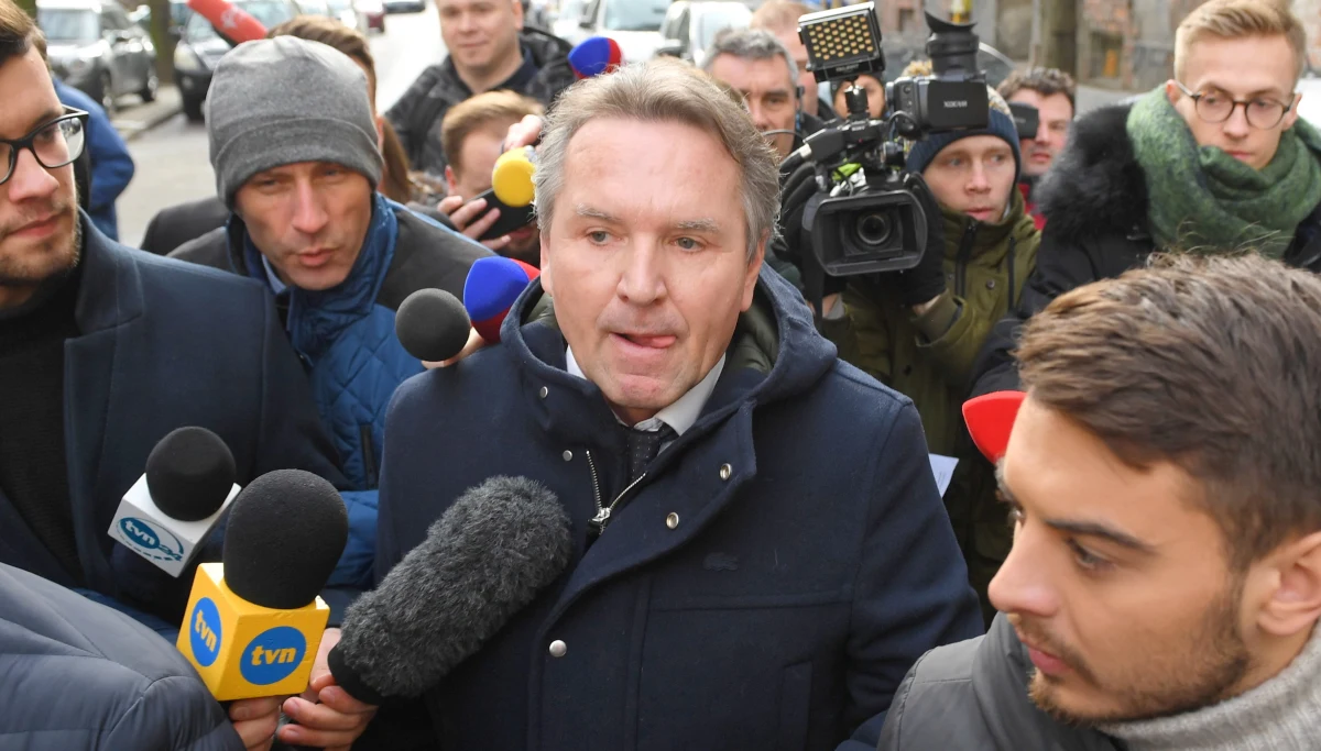 Już jutro dojdzie do kontynuacji przesłuchania Geralda Birgfellnera przed warszawską prokuraturą. Austriacki biznesmen składał wczoraj zeznania w związku z zawiadomieniem o podejrzeniu popełnienia przestępstwa oszustwa przez prezesa PiS Jarosława Kaczyńskiego. 