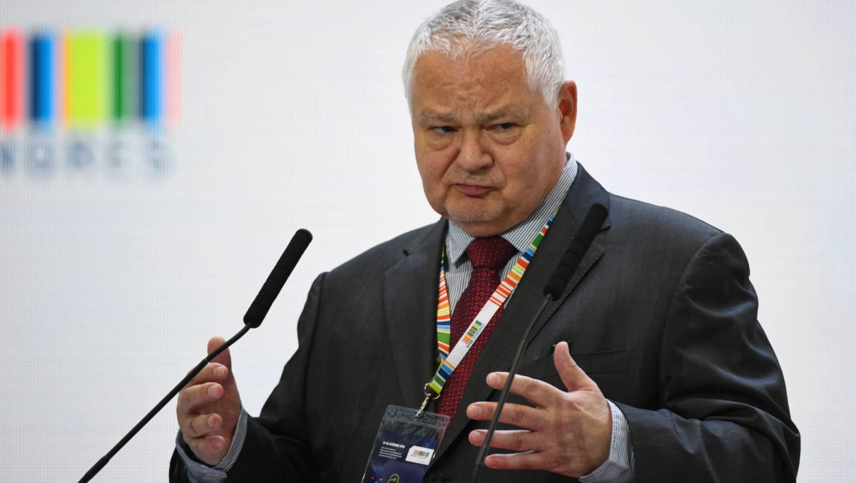 Prezydent Andrzej Duda spotka się w czwartek z prezesem Narodowego Banku Polskiego Adamem Glapińskim. Będą rozmawiać o nowej ustawie o ograniczeniu i ujawnieniu zarobków w NBP.