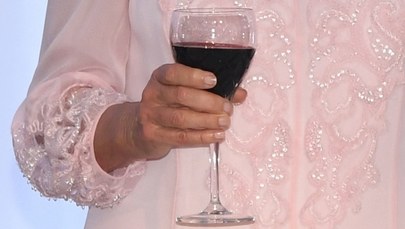 Zaskakujące statystyki: Francuzi piją coraz mniej wina