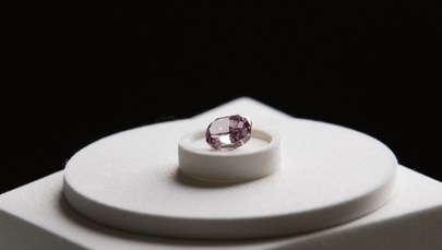 Największy rosyjski różowy diament pójdzie pod młotek
