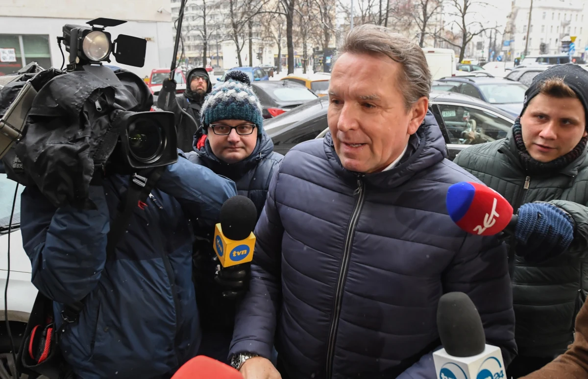 Z zeznań austriackiego biznesmena Geralda Birgfellnera wynika, że nie pamięta on okoliczności dotyczących nagrywanych rozmów w sprawie projektu budowy wieżowców przez spółkę Srebrna; nie wie ile nagrał i co – dowiedziała się nieoficjalnie PAP ze źródeł zbliżonych do postępowania.