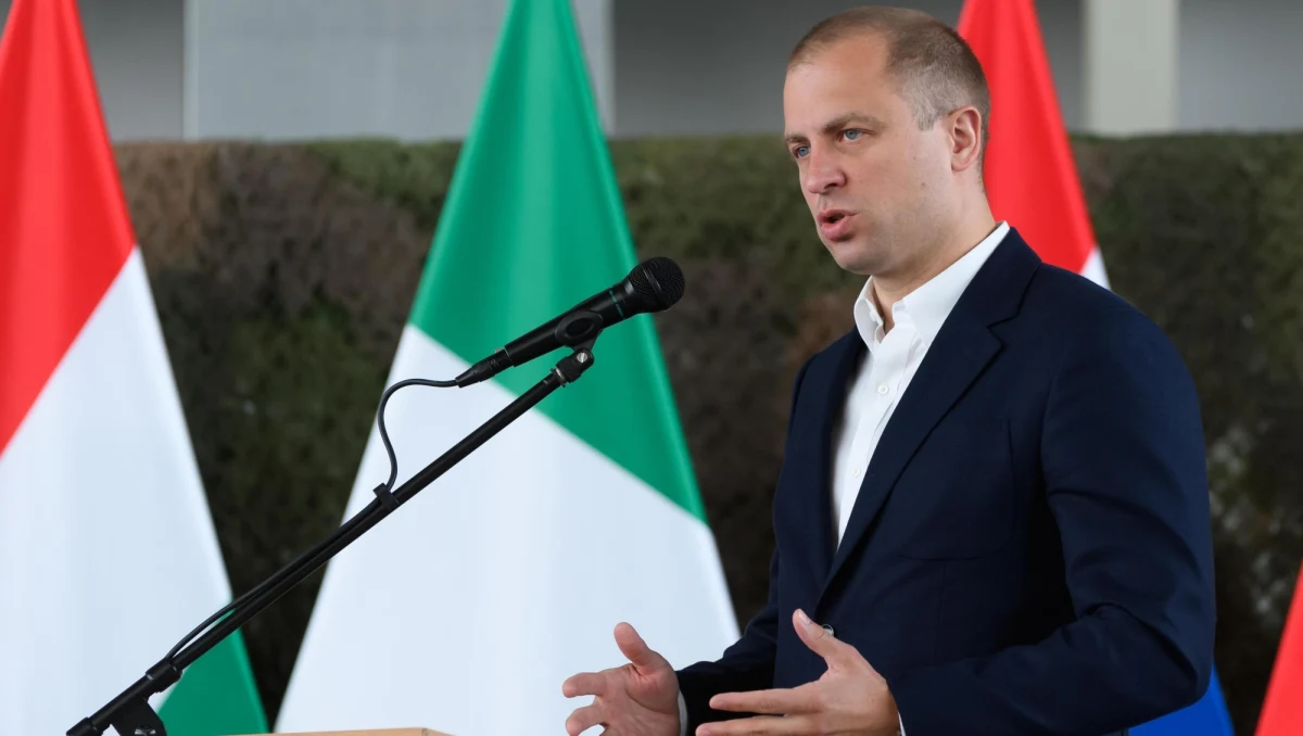 Polska dystansuje się od wypowiedzi sekretarza generalnego NATO. Jens Stoltenberg wykluczył rozmieszczenie w Europie broni atomowej w reakcji na złamanie przez Rosję układu INF o likwidacji rakiet średniego i mniejszego zasięgu.