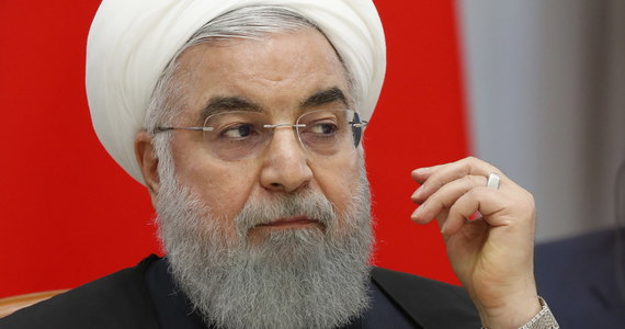 To USA i Izrael są odpowiedzialne za wczorajszy samobójczy zamach na Strażników Rewolucji na południowym wschodzie Iranu – uważa prezydent Iranu Hasan Rowhani. Zginęło co najmniej 27 członków tych elitarnych sił. Rowhani obiecał odwet na "najemnikach".