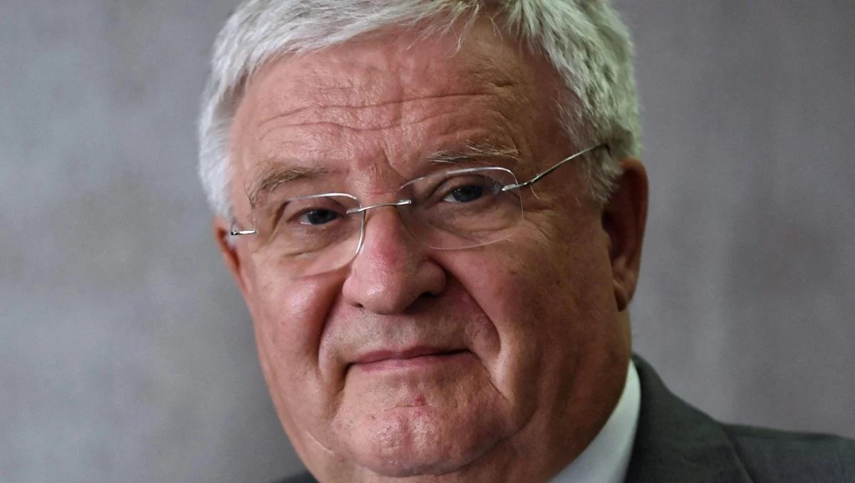 Kazimierz Kujda został dziś zawieszony w prawach członka Narodowej Rady Rozwoju – dowiedział się reporter RMF FM. Oddał się do dyspozycji prezydenta deklarując jednocześnie, że będzie chciał oczyścić się z zarzutu współpracy ze Służbą Bezpieczeństwa.