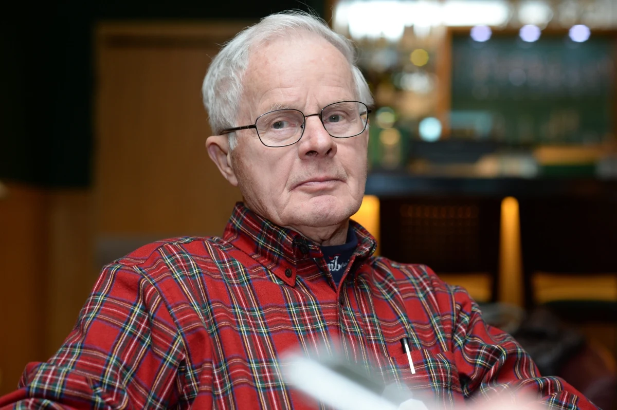 W wieku 88 lat zmarł emerytowany funkcjonariusz CIA David Forden - "Daniel” - najpierw oficer prowadzący, a potem wielki przyjaciel pułkownika (od 2016 roku generała brygady) Ryszarda Kuklińskiego. Jak poinformowała jego rodzina, odszedł we śnie, otoczony rodziną i słuchając ulubionej muzyki.