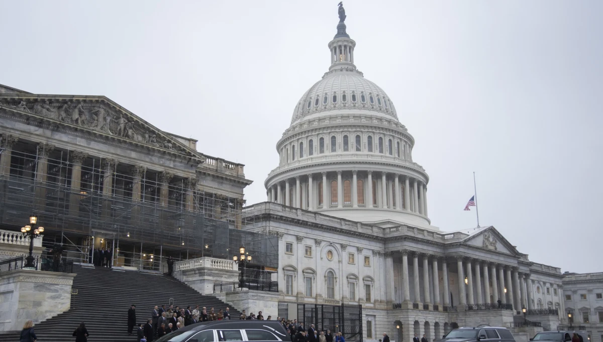 Kongres USA przyjął kompromisową ustawę finansową. W czwartek wieczorem czasu lokalnego projekt ustawy zaaprobowała Izba Reprezentantów. Wcześniej uczynił to Senat. Kompromis budżetowy ma na celu uniknięcie kolejnego zawieszenia działalności rządu. 