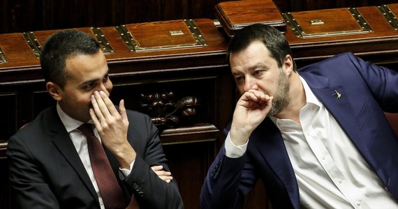 Wicepremier Włoch Matteo Salvini zapewnił w piątek, że rząd nie wyprowadzi kraju z UE. Tak odniósł się do słów polityka swego ugrupowania - Ligi - Claudio Borghiego, że należy po wyborach do Parlamentu Europejskiego wyjść z UE, jeśli dalej będzie "toksyczna".