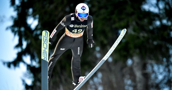 PŚ w skokach. Kamil Stoch przegrał rywalizację z Karlem Geigerem i zakończył konkurs indywidualny w Willingen na 2. miejscu. Piotr Żyła znowu zajął 4. miejsce. 5. był Dawid Kubacki, a 22. Stefan Hula.