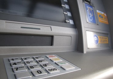 Ktoś wysadził bankomat w Lubinie. Policja szuka sprawców 