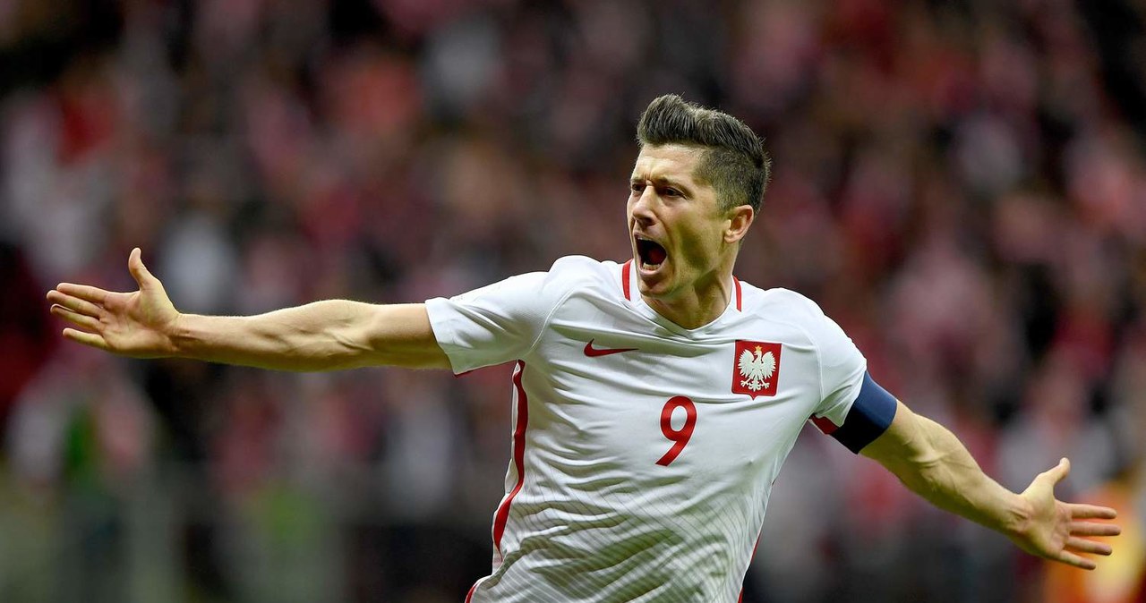 Jednak nie wakacje. Lewandowski musi pilnie wrócić do Polski. Podano konkretną datę