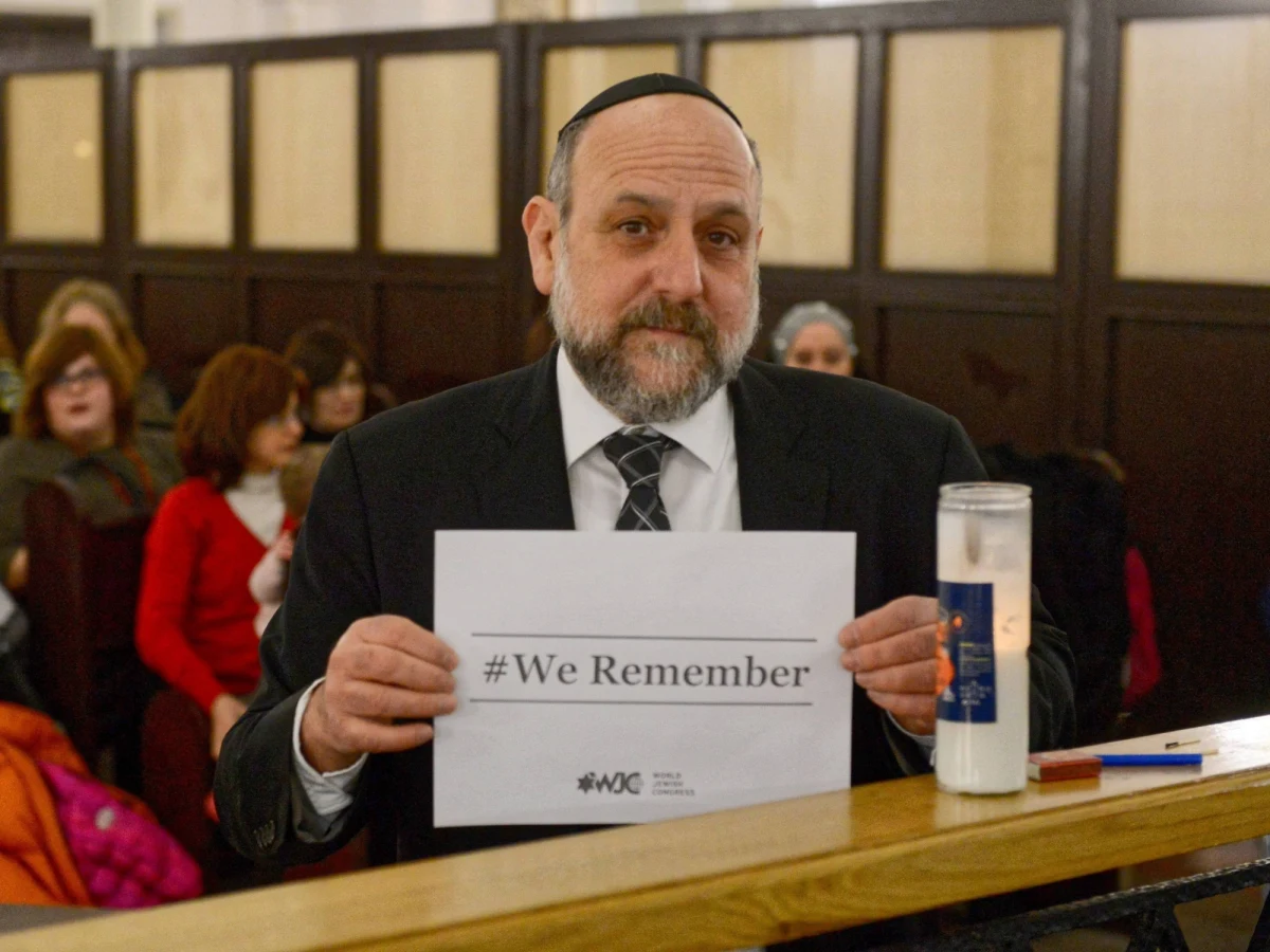 „Te słowa są jeszcze bardziej przykre dziś, w 30 lat później, gdy po obu stronach uczyniono już tak wiele dla wzajemnego zrozumienia naszych bardzo trudnych, lecz wspólnych dziejów” – pisze w oświadczeniu Związek Gmin Wyznaniowych Żydowskich w RP. To reakcja na słowa ministra spraw zagranicznych Izraela Israela Katza, który powiedział, że „Polacy wyssali antysemityzm z mlekiem matki”. 