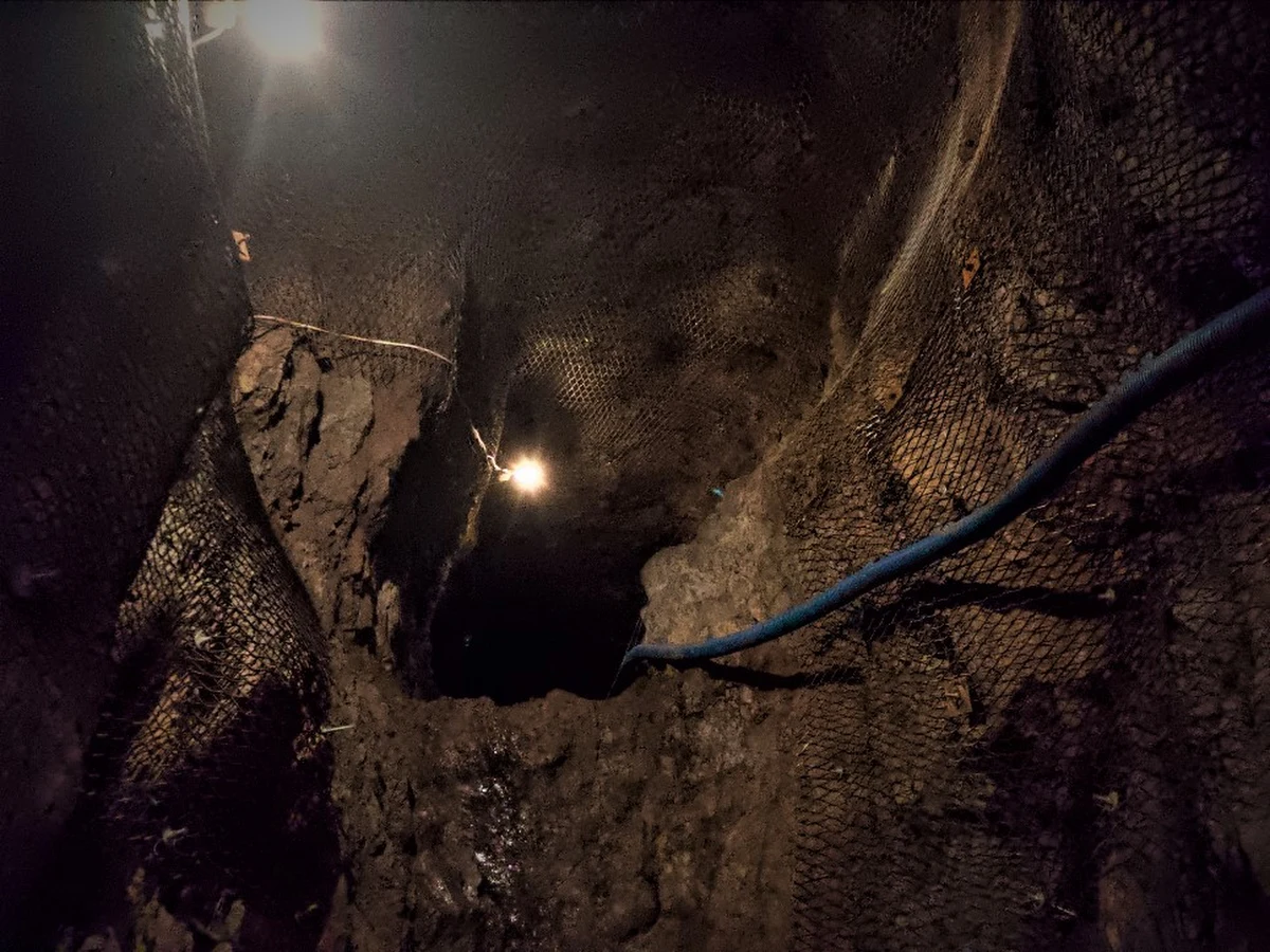 Jedna z największych tajemnic kompleksu „Riese” wyjaśniona. Wiemy już co krył rumosz na legendarnym „uskoku” w kompleksie „Osówka”