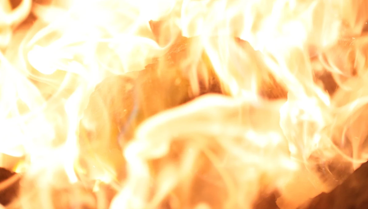 ​43-letni mężczyzna podpalił się przed budynkiem sądu w Krefeld na zachodzie Niemiec. Został już przetransportowany do szpitala z poważnymi obrażeniami - poinformowała policja. Dodano, że mężczyzna może być niezrównoważony psychicznie.