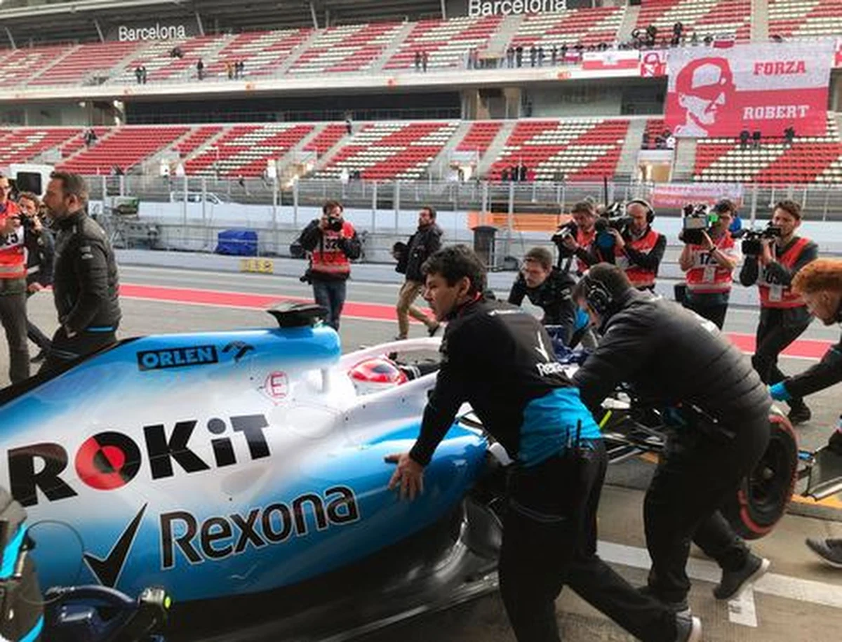 Robert Kubica po godzinie 13 w czwartek zakończył sesję testów na torze Catalunya pod Barceloną. Polak przejechał 48 okrążeń. Na najlepszym z nich uzyskał wynik 1.21,542, o blisko cztery sekundy gorszy od najszybszego Tajlandczyka Taja Alexandra Albona z Toro Rosso. 