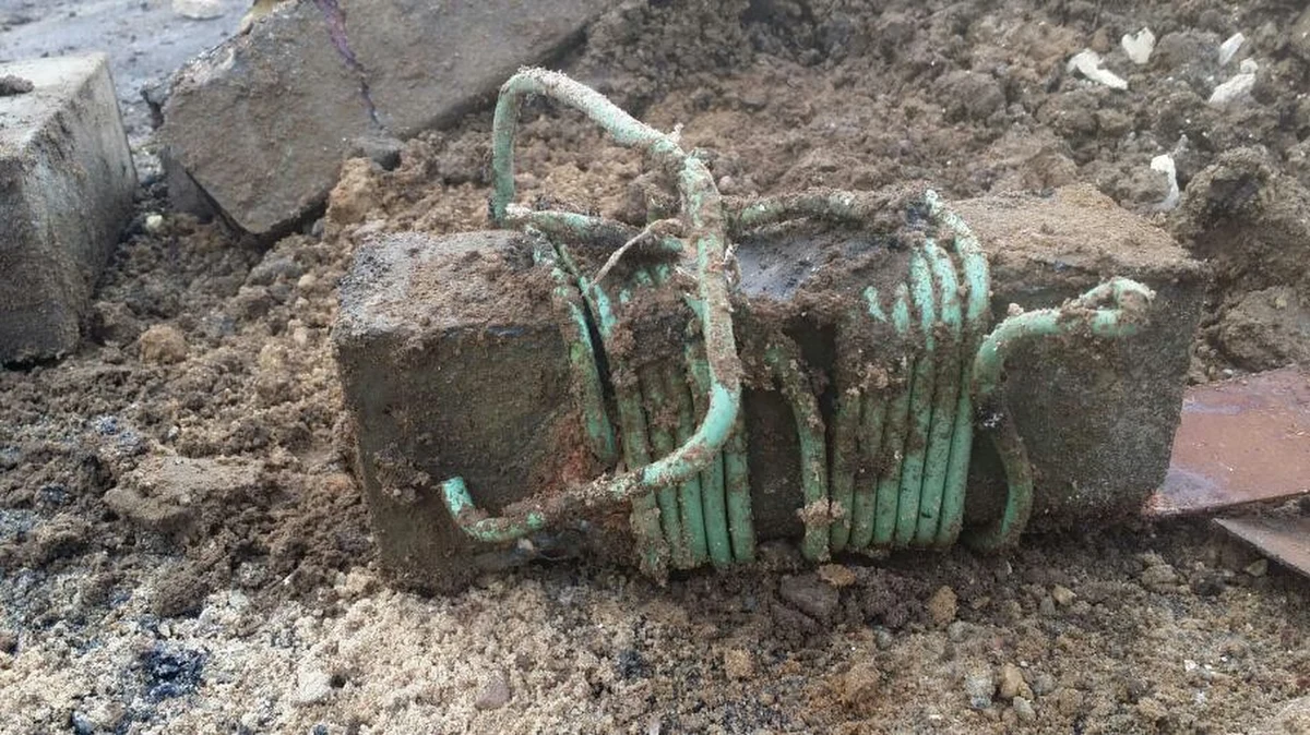 Ewakuacja miejscowości Mikosze koło Orzysza w województwie warmińsko-mazurskiem. Przy tamtejszym moście znaleziono trotyl - prawdopodobnie z czasów II wojny światowej.