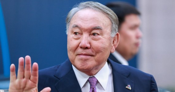 Prezydent Kazachstanu Nursułtan Nazarbajew zdymisjonował rząd. Jego zdaniem gabinet nie podołał zadaniom podwyższenia standardów życia i dywersyfikacji źródeł energii. 