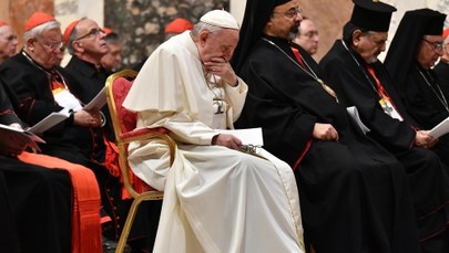 Papież apeluje o walkę z pedofilią. "Ręka zła, która nie oszczędza niewinności"