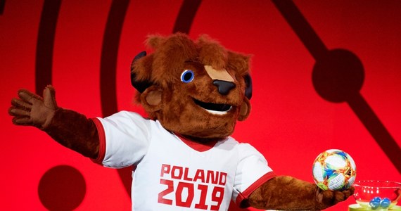 Piłkarska reprezentacja Polski do lat 20 zmierzy się z Kolumbią, Tahiti i Senegalem w fazie grupowej mistrzostw świata. Odbędą się one od 23 maja do 15 czerwca i będą rozgrywane w sześciu polskich miastach. Losowanie grup odbyło się w Gdyni.