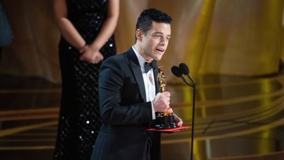  Rami Malek poślizgnął się, gdy schodził ze sceny po otrzymaniu Oscara