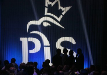 Nawet 20 członków rządu na listach PiS-u do Parlamentu Europejskiego. Są też kontrowersyjne nazwiska