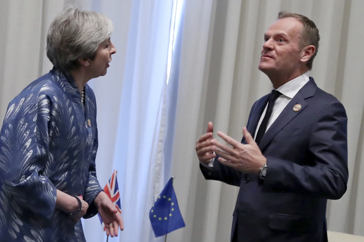 Bruksela traci cierpliwość do brytyjskiej premier Theresy May - ale mimo to nadal rozmawia. Główny unijny negocjator ds. brexitu Michel Barnier spotka się dzisiaj z przedstawicielami rządu w Londynie. Jak zauważa brukselska korespondentka RMF FM Katarzyna Szymańska-Borginon, negocjacje mogą dotyczyć możliwości opóźnienia wyjścia Wielkiej Brytanii z Unii Europejskiej.