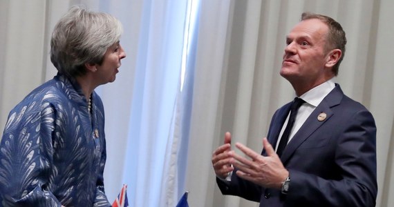 Bruksela traci cierpliwość do brytyjskiej premier Theresy May - ale mimo to nadal rozmawia. Główny unijny negocjator ds. brexitu Michel Barnier spotka się dzisiaj z przedstawicielami rządu w Londynie. Jak zauważa brukselska korespondentka RMF FM Katarzyna Szymańska-Borginon, negocjacje mogą dotyczyć możliwości opóźnienia wyjścia Wielkiej Brytanii z Unii Europejskiej.