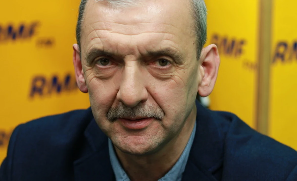 "Wszystko na to wskazuje - patrząc na opinie nauczycieli, informacje, które docierają do nas z każdego z województw - że ogólnopolski strajk nauczycieli jest nieunikniony" - mówi w Popołudniowej rozmowie w RMF FM szef Związku Nauczycielstwa Polskiego Sławomir Broniarz dodając, że formalnie decyzję w sprawie strajku „może podjąć prezydium zarządu głównego ZNP i to się stanie 4 marca”. Czy strajk odbędzie się w trakcie zaplanowanych egzaminów? "Przepis prawa powoduje, że dyrektor szkoły, przedszkola ma być poinformowany o terminie strajku na 5 dni przed wydarzeniem" - odpowiada Broniarz. Czy to oznacza, że uczniowie mogą się dowiedzieć o proteście np. 5 dni przed egzaminami? "Wiedząc, z jak wielkimi emocjami wiąże się to wydarzenie, najprawdopodobniej ta informacja zostanie także upubliczniona 4 marca" - odpowiada gość Marcina Zaborskiego. 