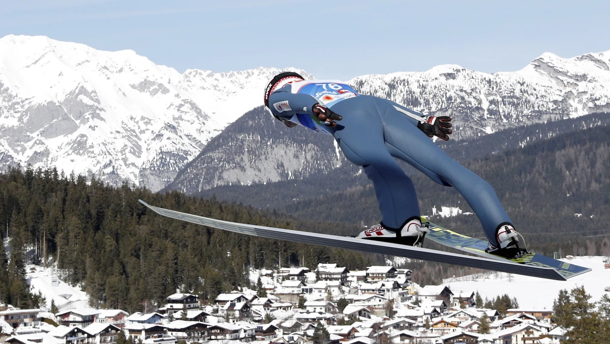 Dawid Kubacki zajął pierwsze i drugie miejsce podczas dwóch treningowych serii przed piątkowym konkursem na normalnej skoczni podczas narciarskich mistrzostw świata w Seefeld. Kamil Stoch plasował się na drugiej i trzeciej pozycji.